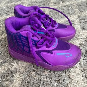 Kids shoes